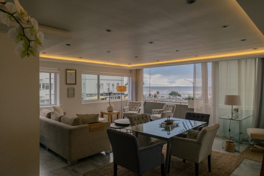 To Let 2 Bedroom Property for Rent in Sea Point Western Cape